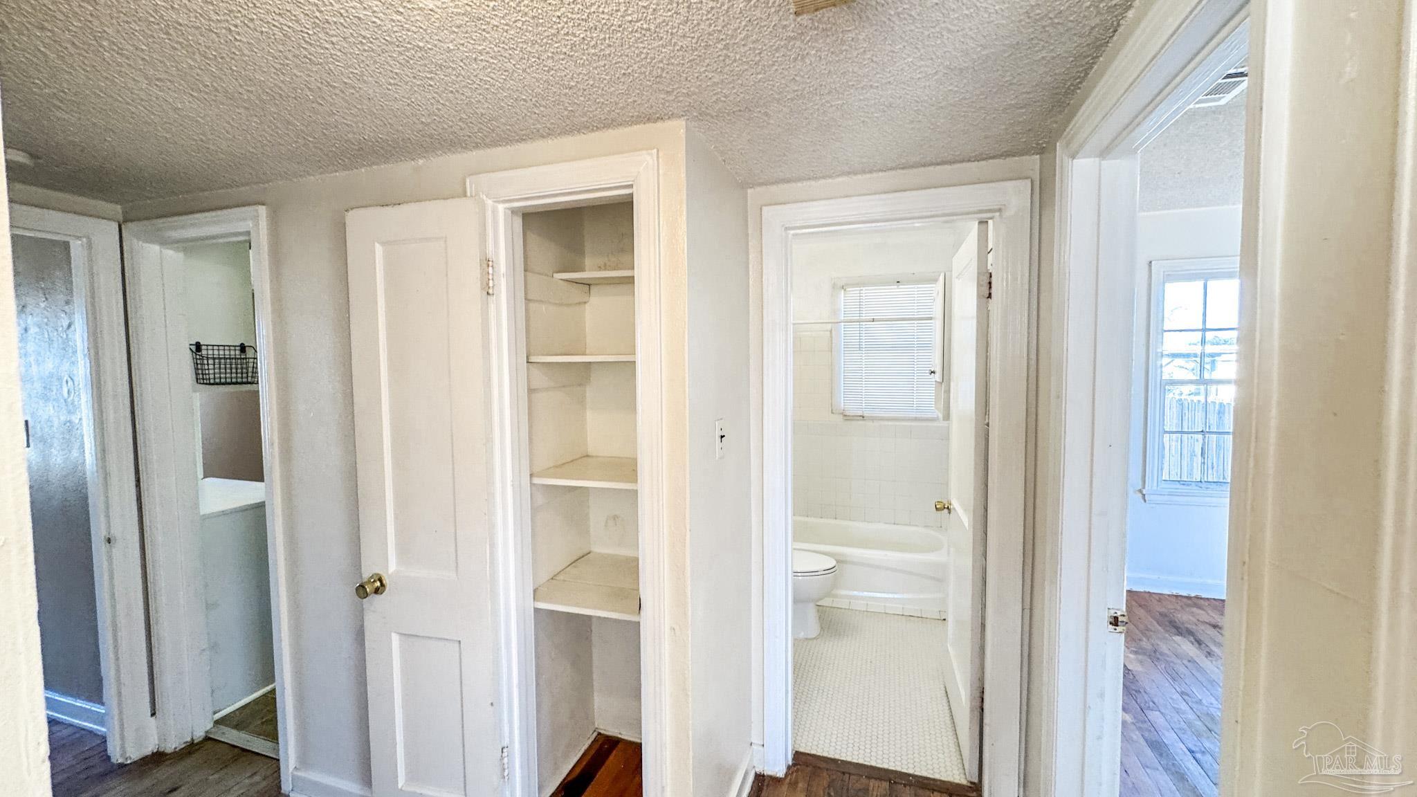 213 Bryant Road Pensacola, FL 32507 - Photo 11 of 19 Gallery Image 11