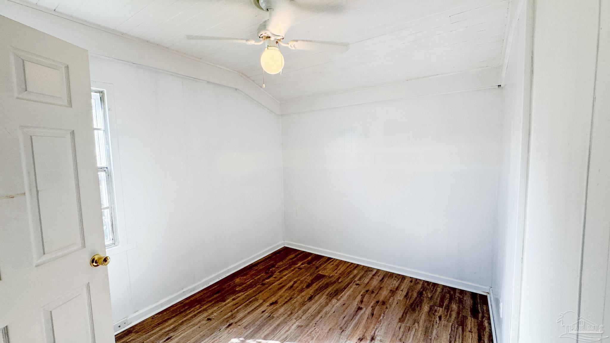 213 Bryant Road Pensacola, FL 32507 - Photo 8 of 19 Gallery Image 8