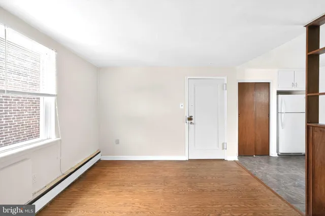 $1,300 | 514 Seville Street, Unit 4, Philadelphia, PA 19128