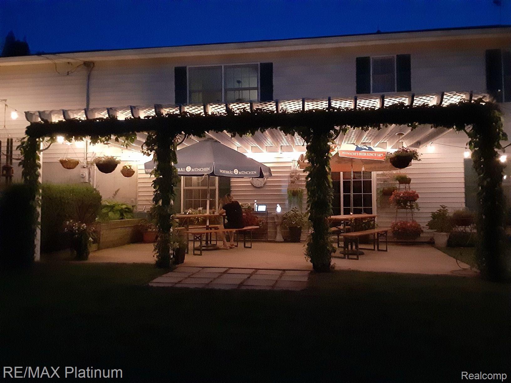2758 Musson Road Howell, MI 48855 - Photo 33 of 35 beer garden/patio