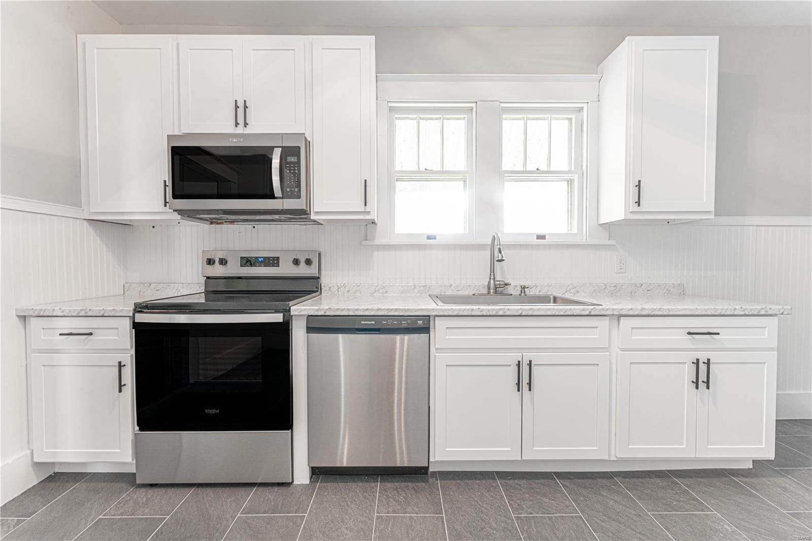 553 West 2nd Street Washington, MO 63090 - Photo 11 of 25