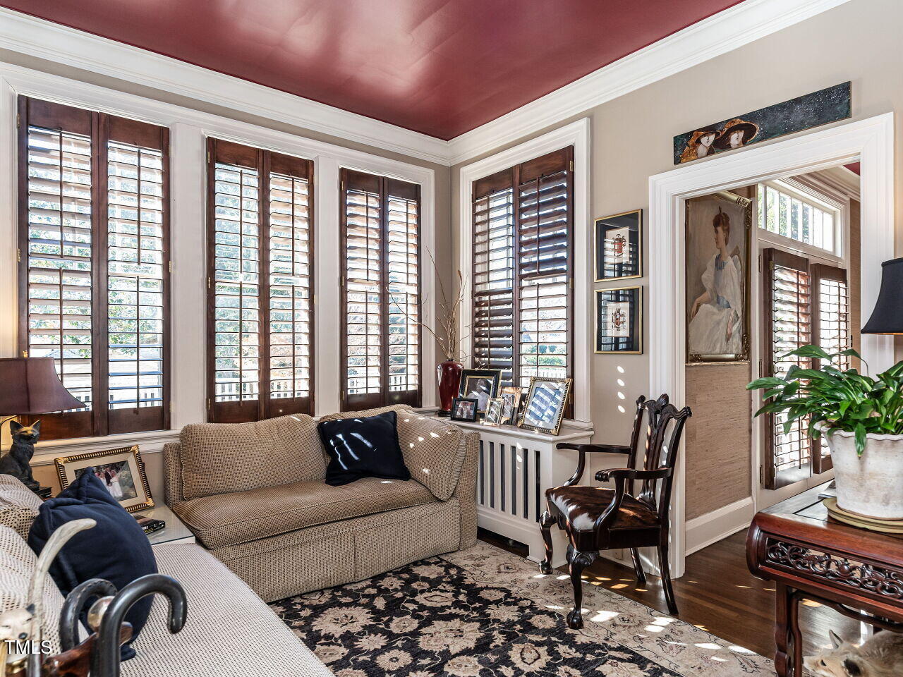 921 Vance Street Raleigh, NC 27608 - Photo 11 of 33 011-1280x960-sitting-room