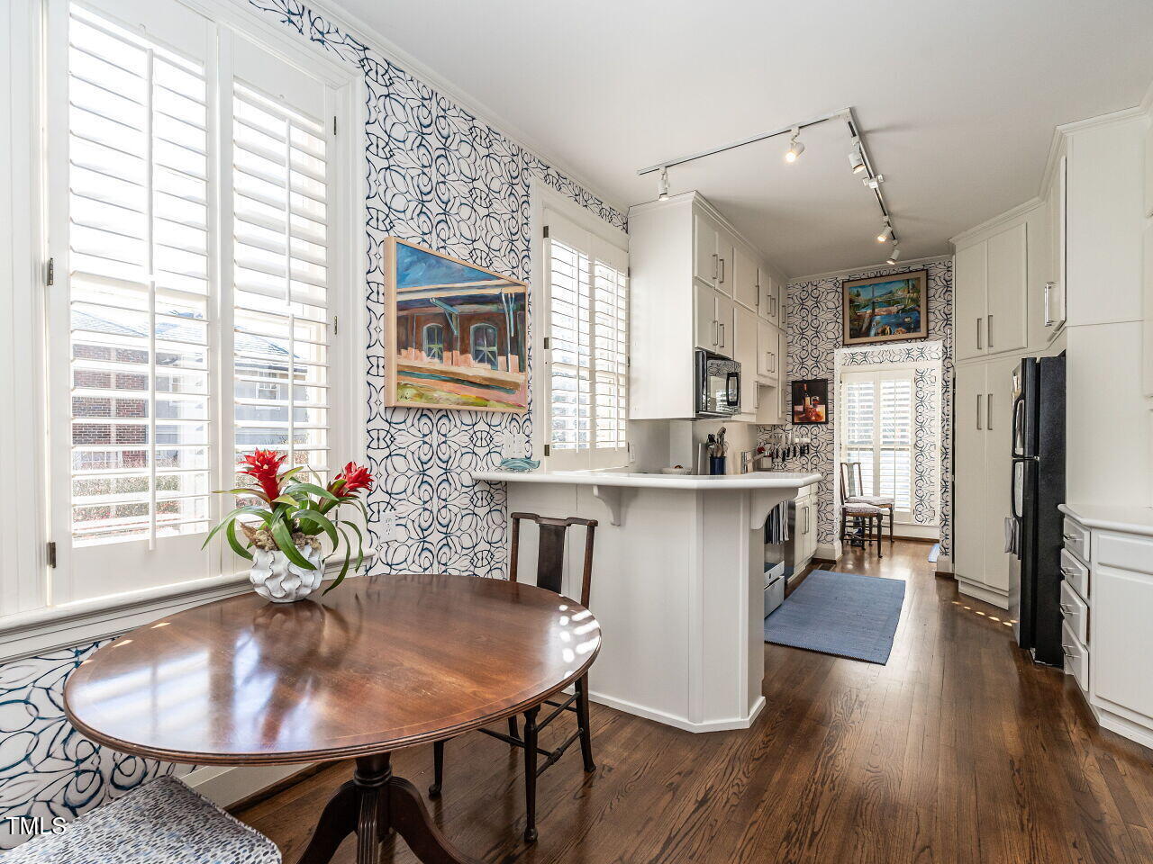 921 Vance Street Raleigh, NC 27608 - Photo 13 of 33 013-1280x960-breakfast-kitchen