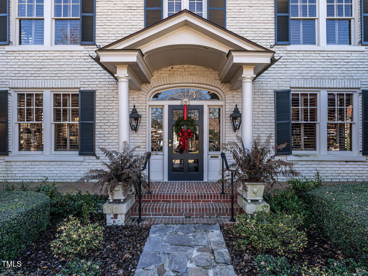 921 Vance Street Raleigh, NC 27608 - Photo 4 of 33 004-1280x960-front-porch