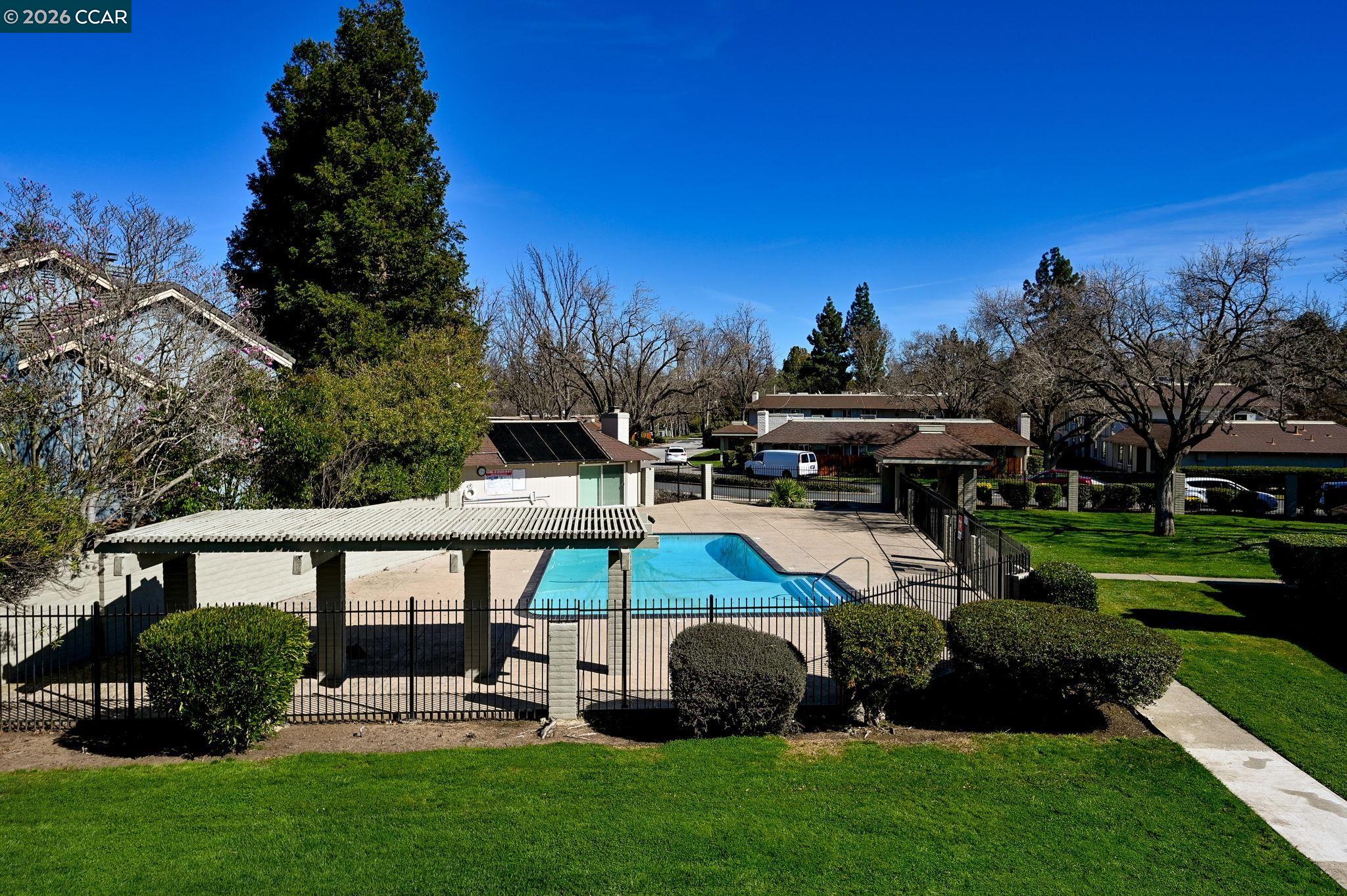 825 Oak Grove Road, Unit 16 Concord, CA 94518 - Photo 26 of 31