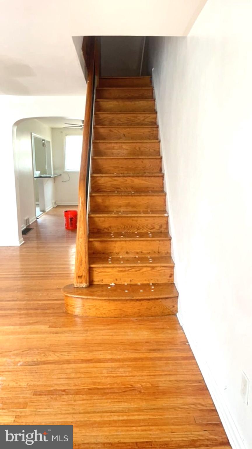 351 East Claremont Road Philadelphia, PA 19120 - Photo 20 of 30