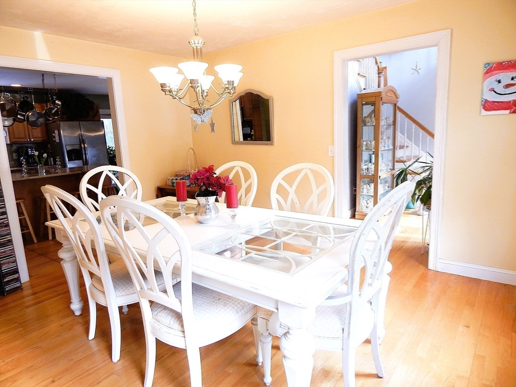 26 Cobbler Road Mansfield, MA 02048 - Photo 12 of 42 Gallery Image 12