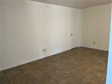 $325,000 | 204-206 Duke Drive, Kenner, LA 70065