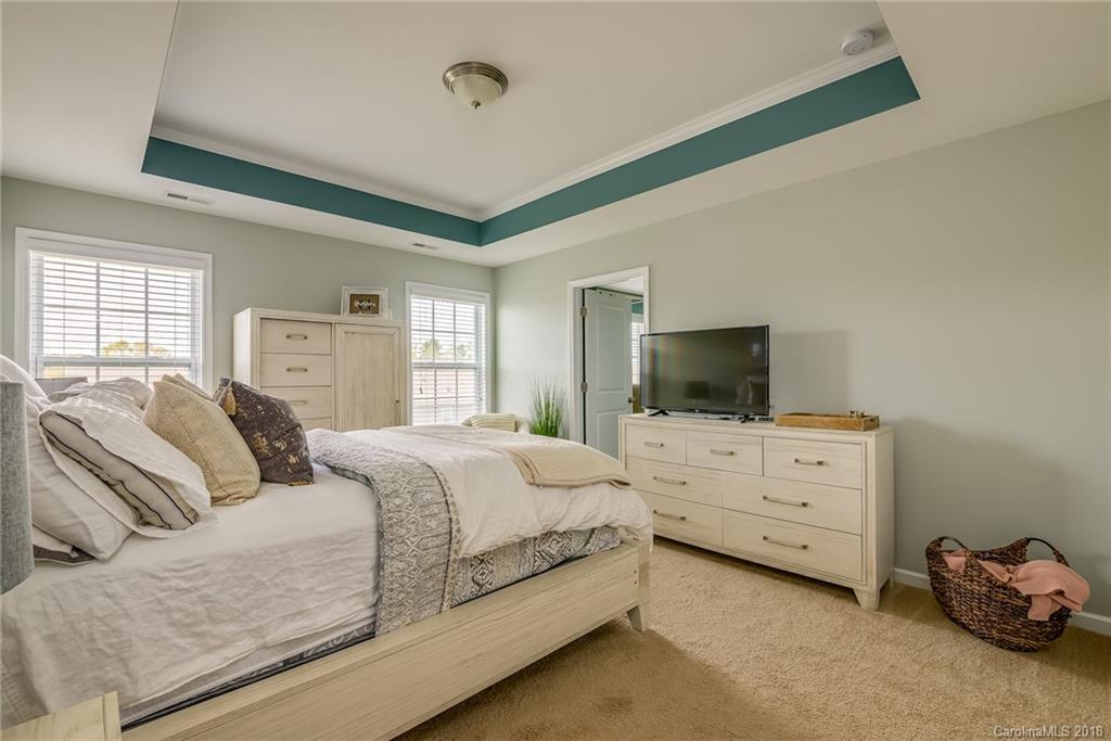 7515 Hamilton Bridge Road, Unit 118 Charlotte, NC 28278 - Photo 18 of 20 Gallery Image 18