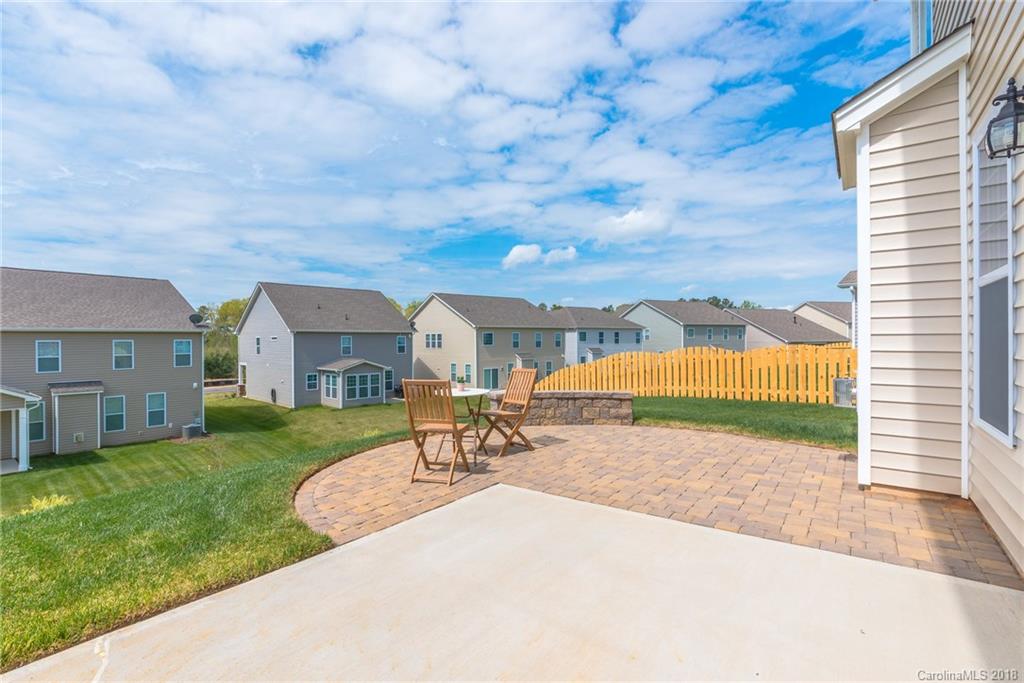 7515 Hamilton Bridge Road, Unit 118 Charlotte, NC 28278 - Photo 4 of 20 Gallery Image 4