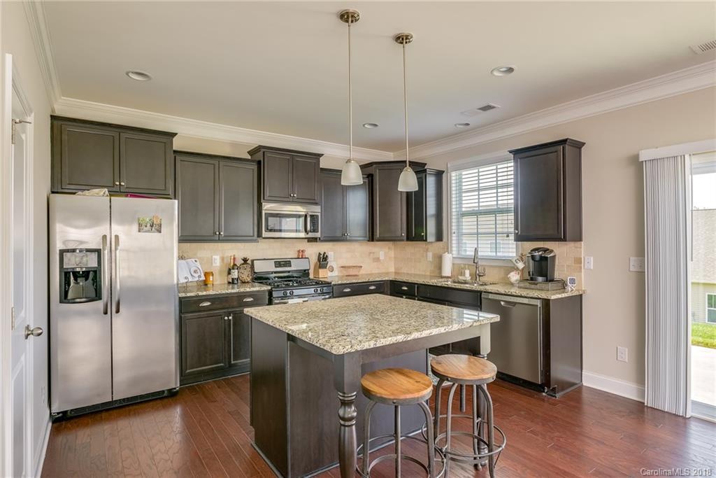 7515 Hamilton Bridge Road, Unit 118 Charlotte, NC 28278 - Photo 9 of 20 Gallery Image 9