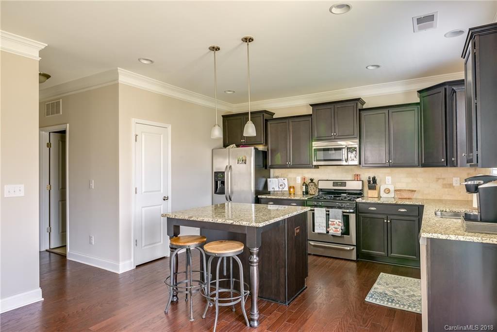 7515 Hamilton Bridge Road, Unit 118 Charlotte, NC 28278 - Photo 10 of 20 Gallery Image 10
