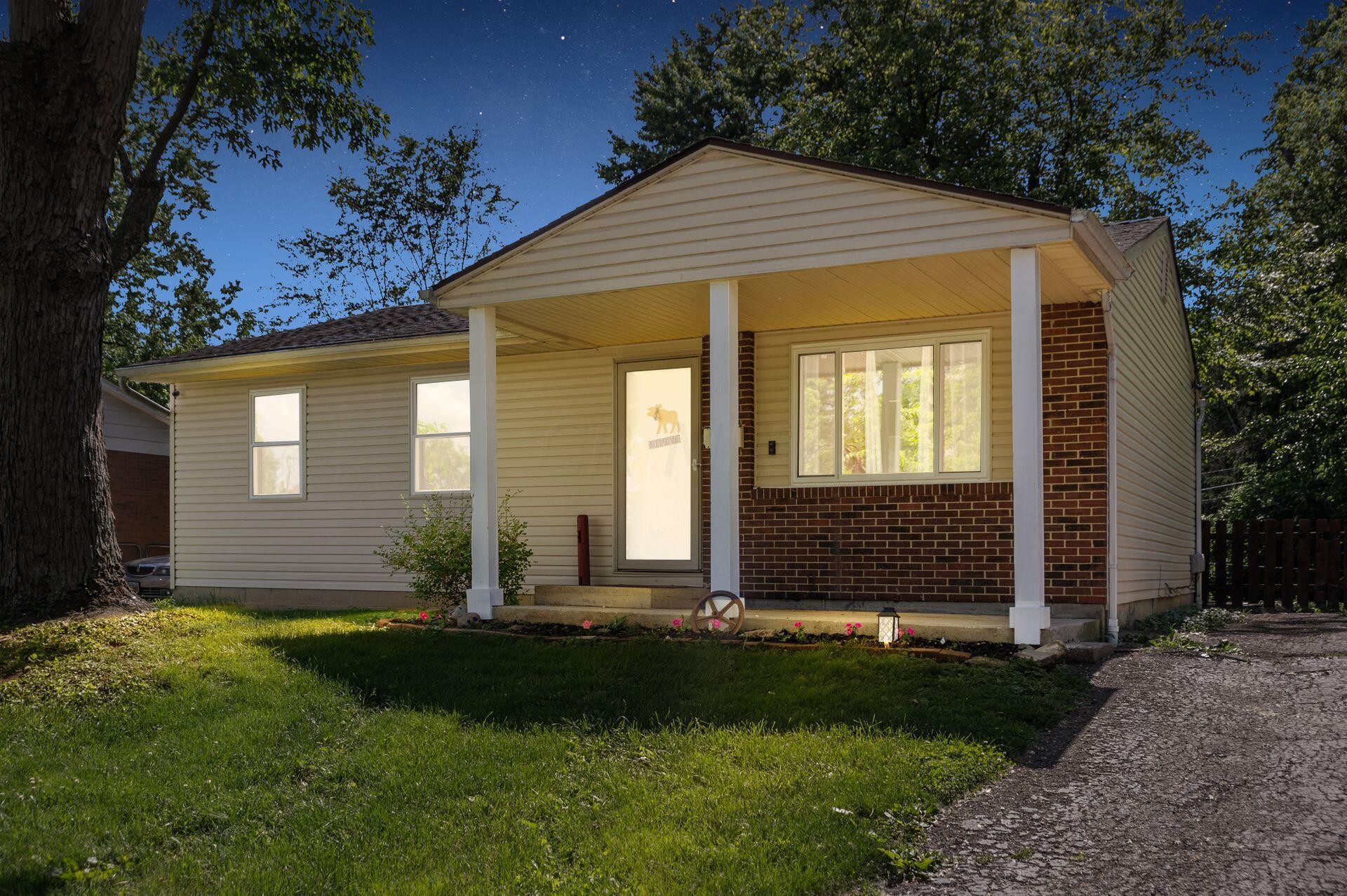 3307 Arnsby Road Columbus, OH 43232 - Photo 32 of 34 001_Arnsby Rd-070-Edit - Copy