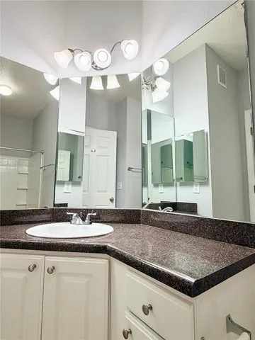 $1,700 | 4802 51st Street West, Unit 106, Bradenton, FL 34210