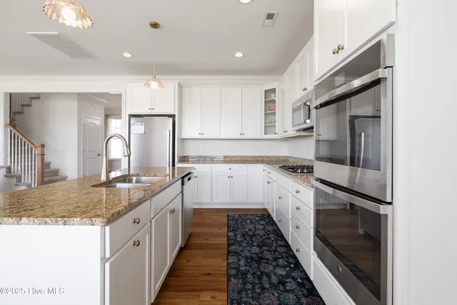 $585,000 | 300 Farmstead Loop, Moyock, NC 27958