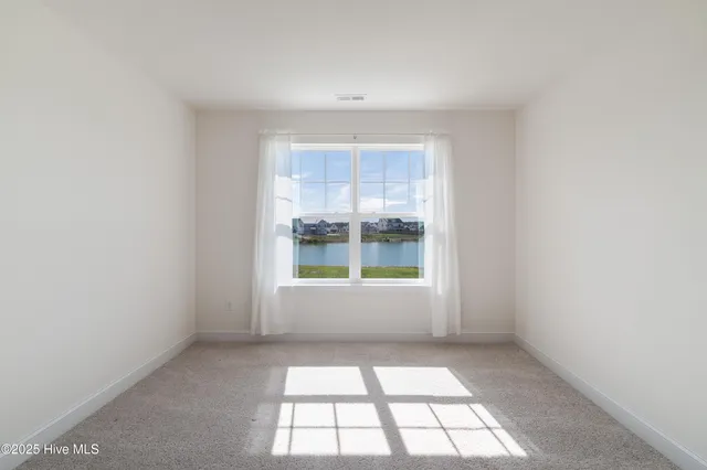 $585,000 | 300 Farmstead Loop, Moyock, NC 27958