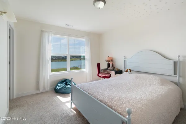 $582,000 | 300 Farmstead Loop, Moyock, NC 27958