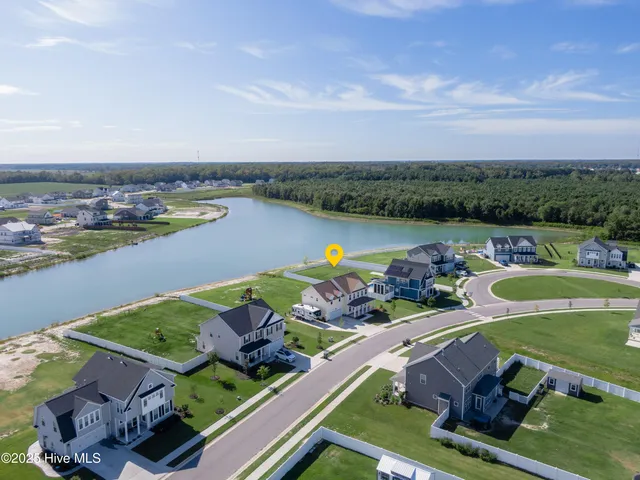 $585,000 | 300 Farmstead Loop, Moyock, NC 27958