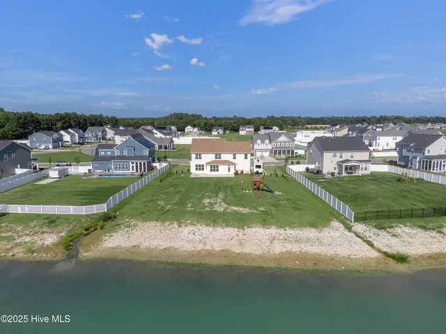 $585,000 | 300 Farmstead Loop, Moyock, NC 27958