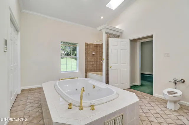 $449,900 | 3243 Highway 61, Luttrell, TN 37779