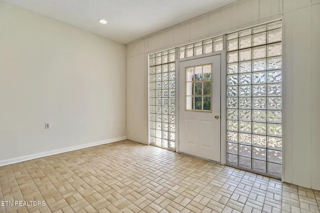 $449,900 | 3243 Highway 61, Luttrell, TN 37779