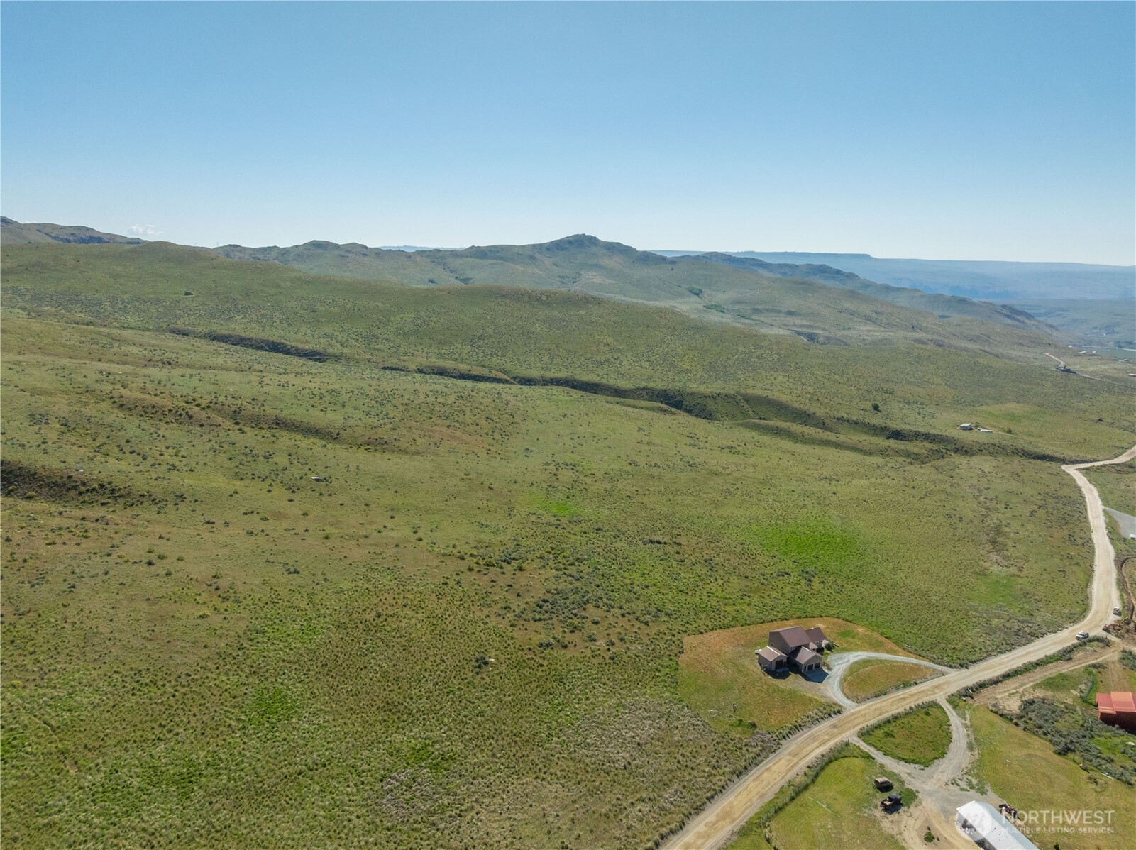 552 Bill Shaw Road Pateros, WA 98846 - Photo 11 of 40