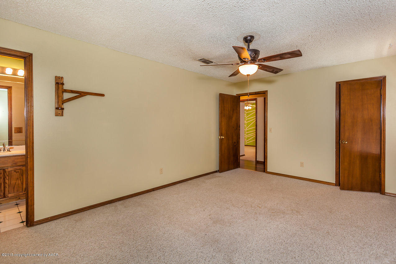 8202 Santa Fe Trail Amarillo, TX 79110 - Photo 13 of 23 Master Bedroom