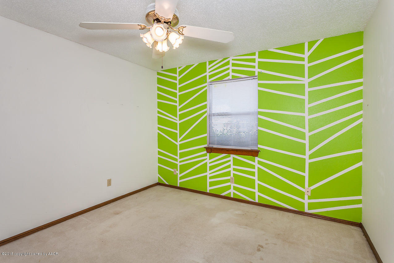 8202 Santa Fe Trail Amarillo, TX 79110 - Photo 17 of 23 Third Bedroom