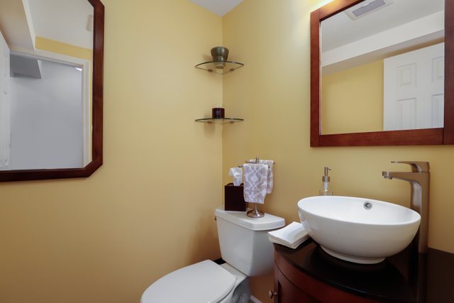 525 North Rohlwing Road Palatine, IL 60074 - Photo 29 of 38 Gallery Image 29