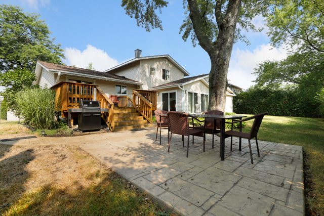 525 North Rohlwing Road Palatine, IL 60074 - Photo 35 of 38 Gallery Image 35