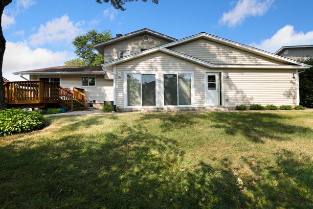 525 North Rohlwing Road Palatine, IL 60074 - Photo 38 of 38 Gallery Image 38