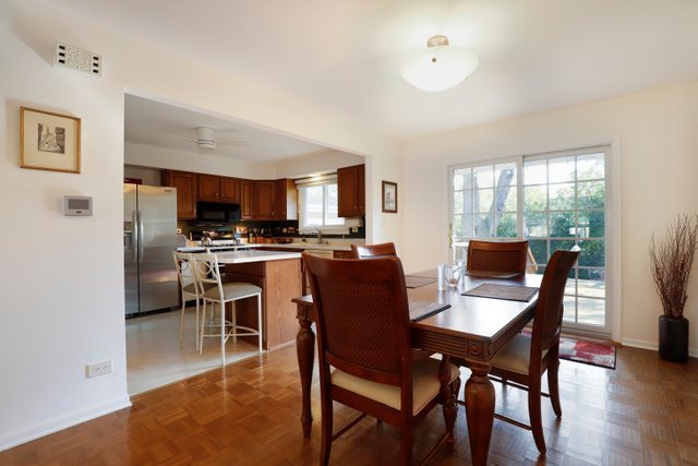 525 North Rohlwing Road Palatine, IL 60074 - Photo 10 of 38 Gallery Image 10