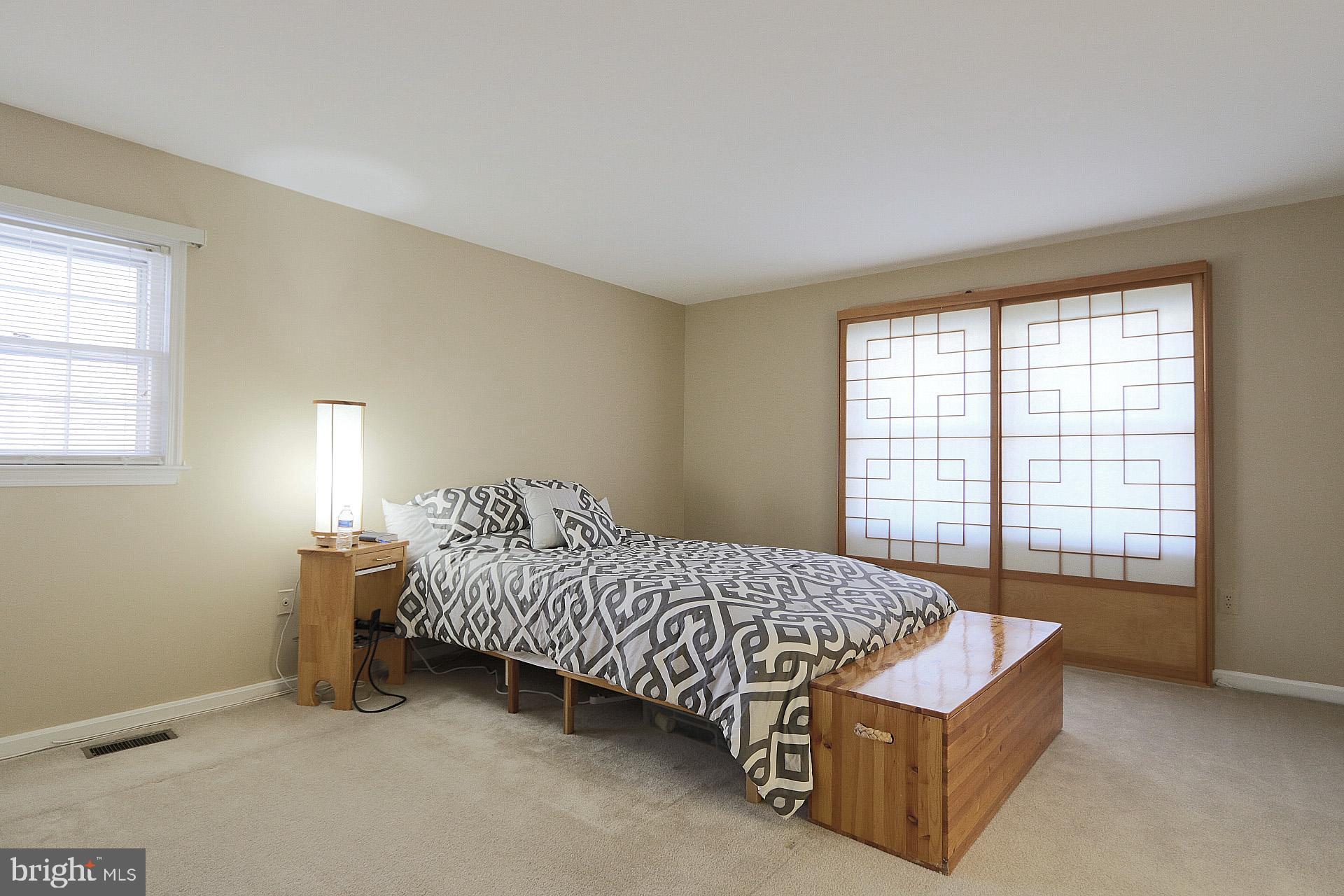 10129 Red Spruce Road Fairfax, VA 22032 - Photo 17 of 26 Bedroom