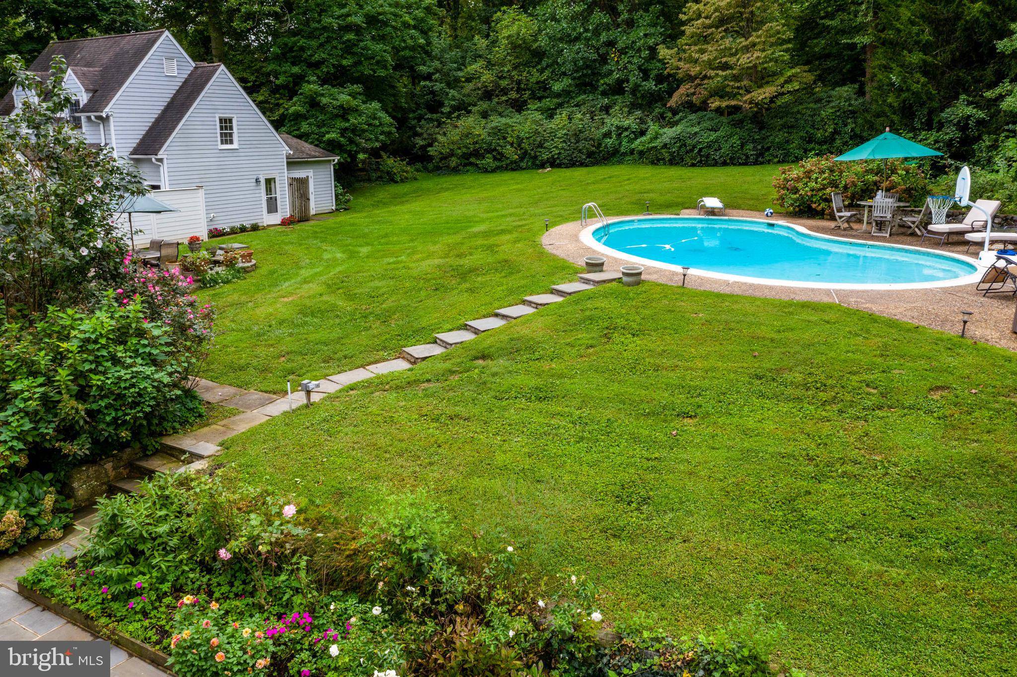 795 Harrison Road Villanova, PA 19085 - Photo 48 of 55 Landscaped yard