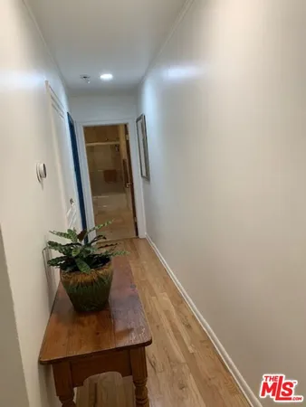 $3,100 | 831 Wilcox Avenue, Los Angeles, CA 90038