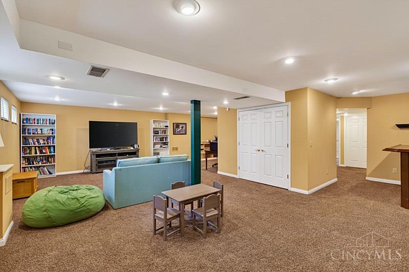 9967 Humphrey Road Cincinnati, OH 45242 - Photo 59 of 81