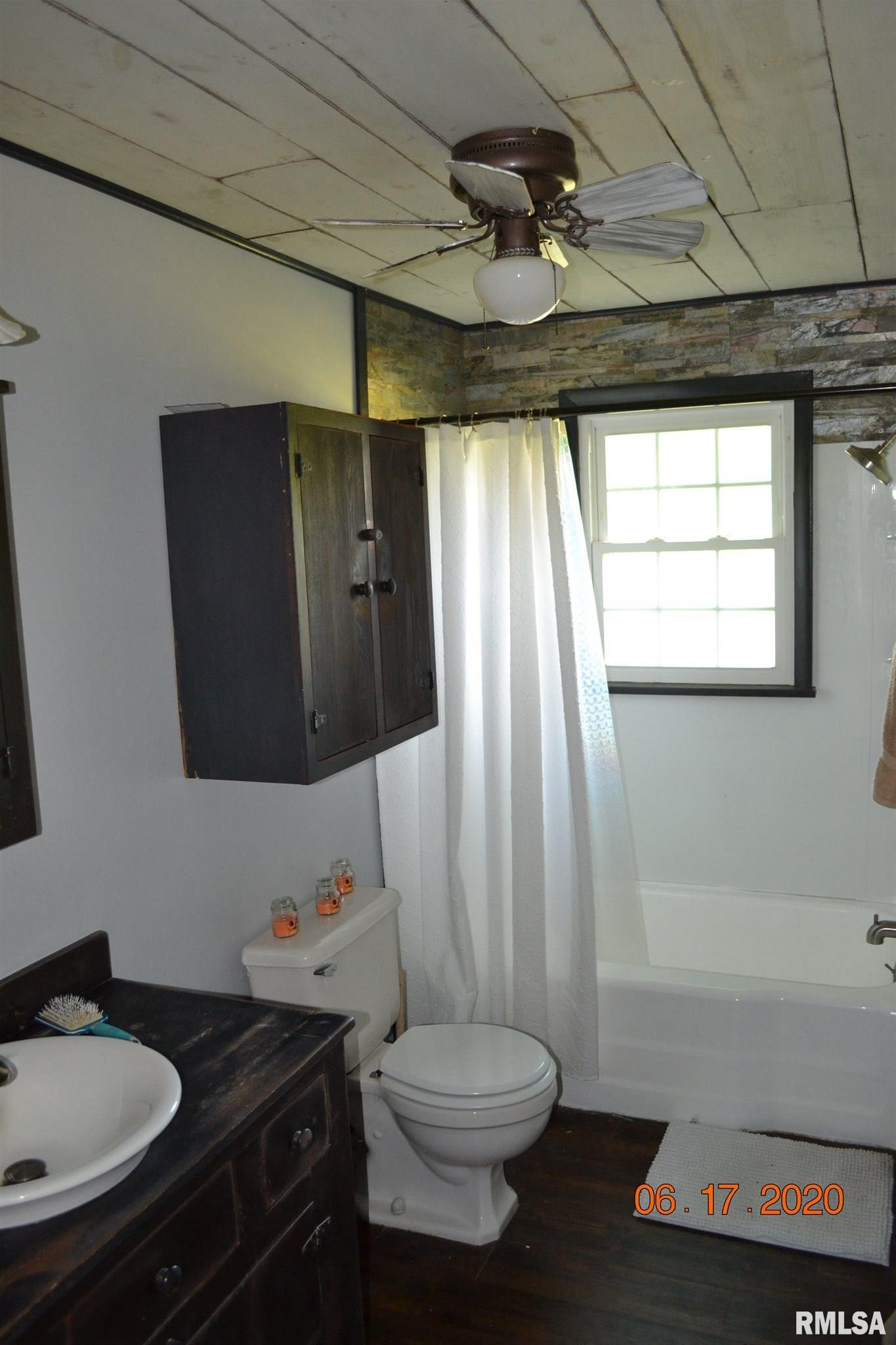 9676 East Bakerville Road Mount Vernon, IL 62864 - Photo 14 of 23 Gallery Image 14
