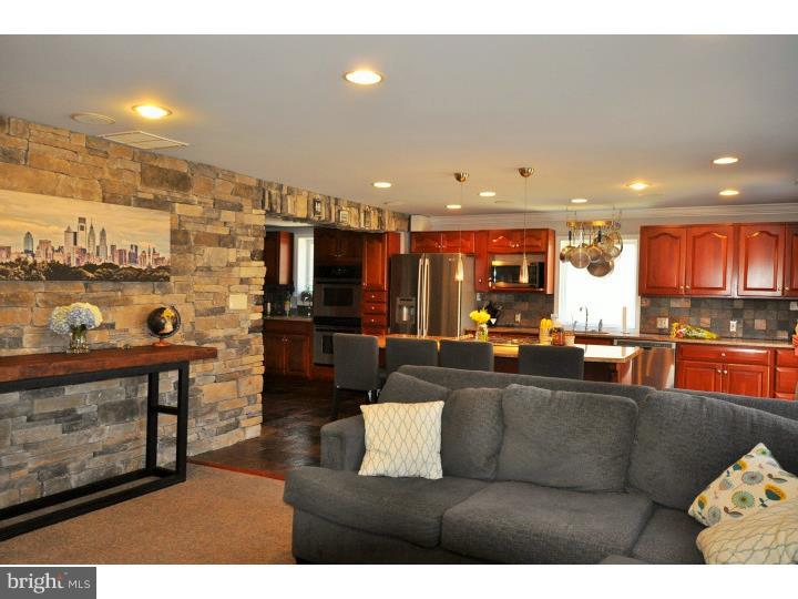 49 Greenhill Road Springfield, PA 19064 - Photo 11 of 25 Great Room
