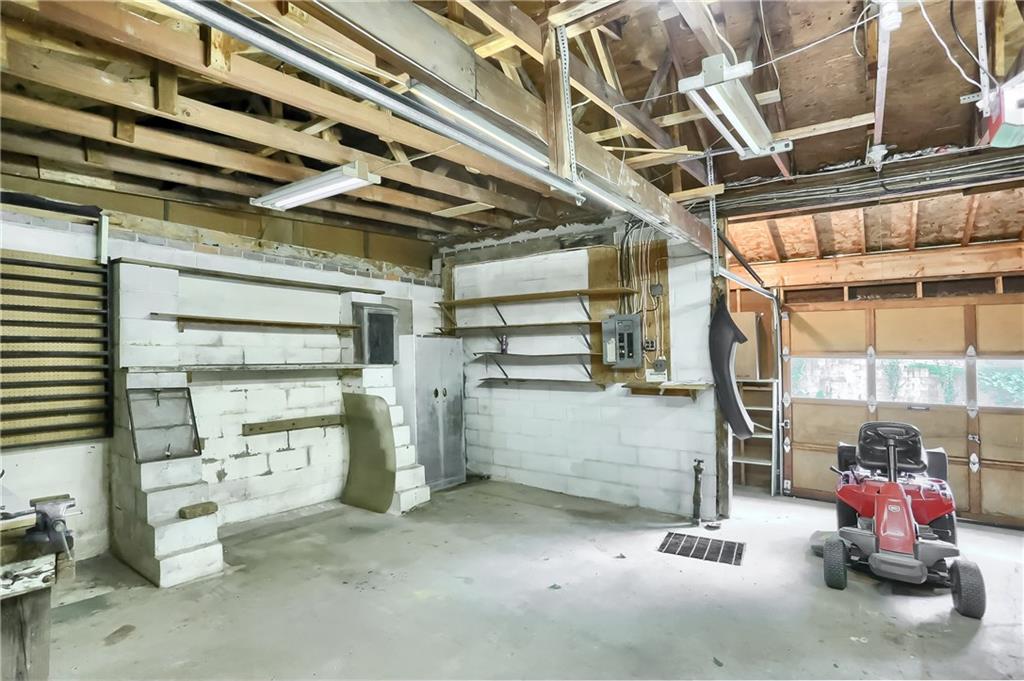 6 Quarry Road Sewickley, PA 15143 - Photo 13 of 22 20X24 ATTACHED GARAGEOWNERS PRESENTLY USE AS STORAGE, TO USE AS A GARAGE YOU WOULD HAVE TO TAKE FENCE DOWN NEAR QUARRY ROAD PARKING AREA