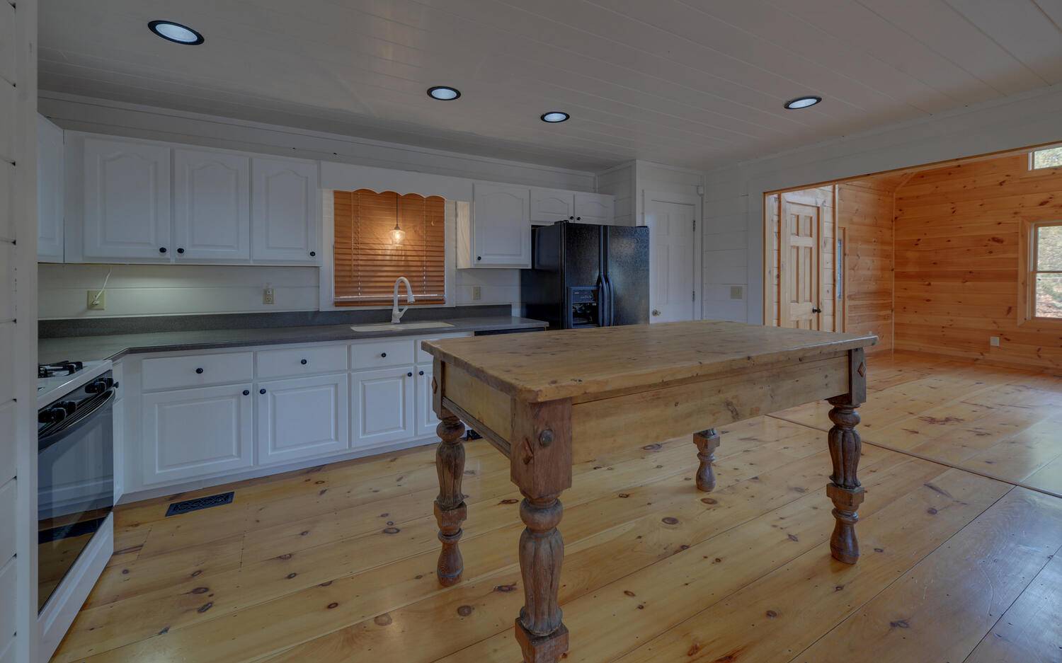 619 Oak Ridge Road Ellijay, GA 30536 - Photo 3 of 4 Additional View