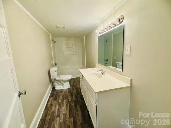 $1,500 | 508 Elm Avenue, Mount Holly, NC 28120