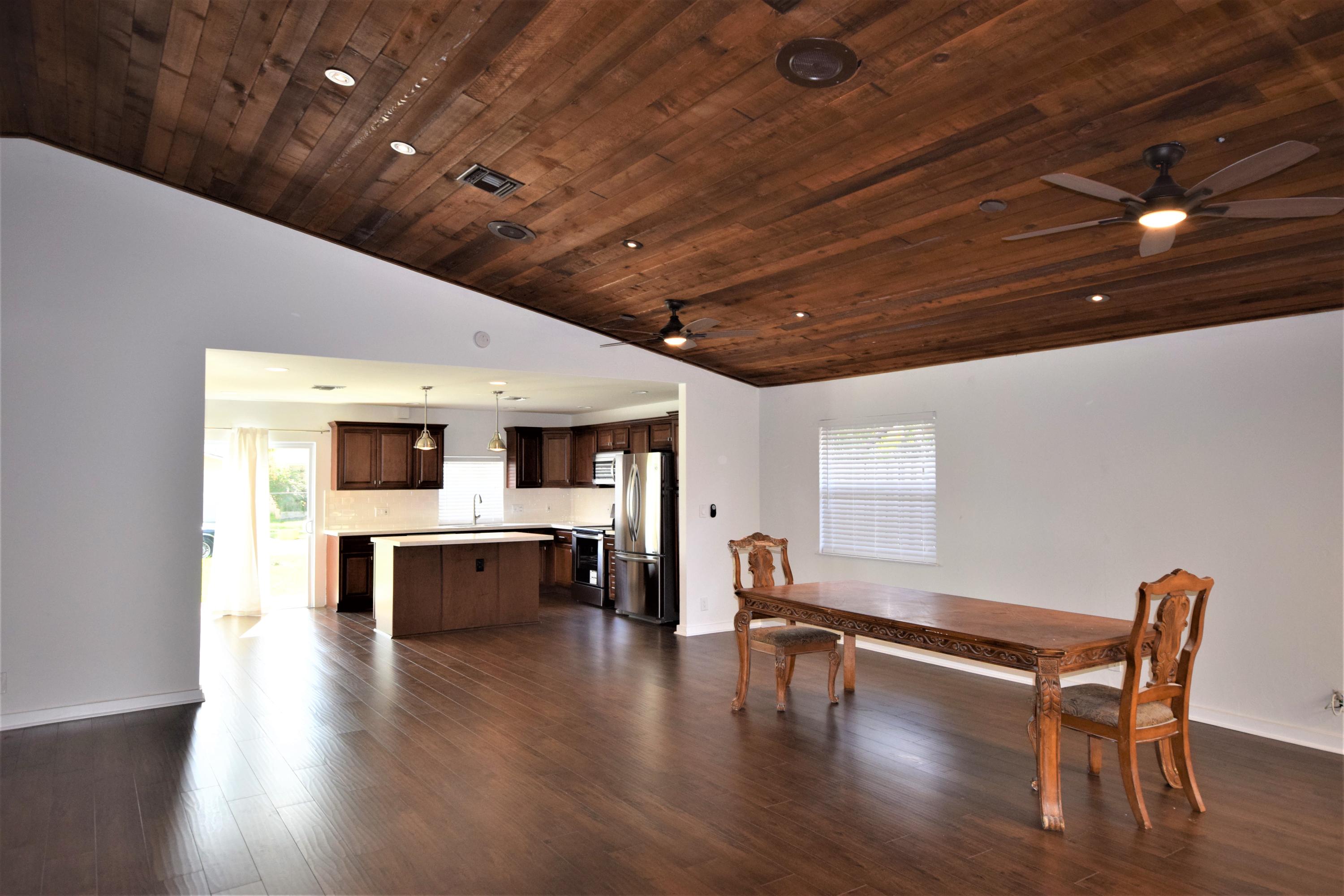 516 Northwest 55th Terrace Boca Raton, FL 33487 - Photo 16 of 39 DSC_4388