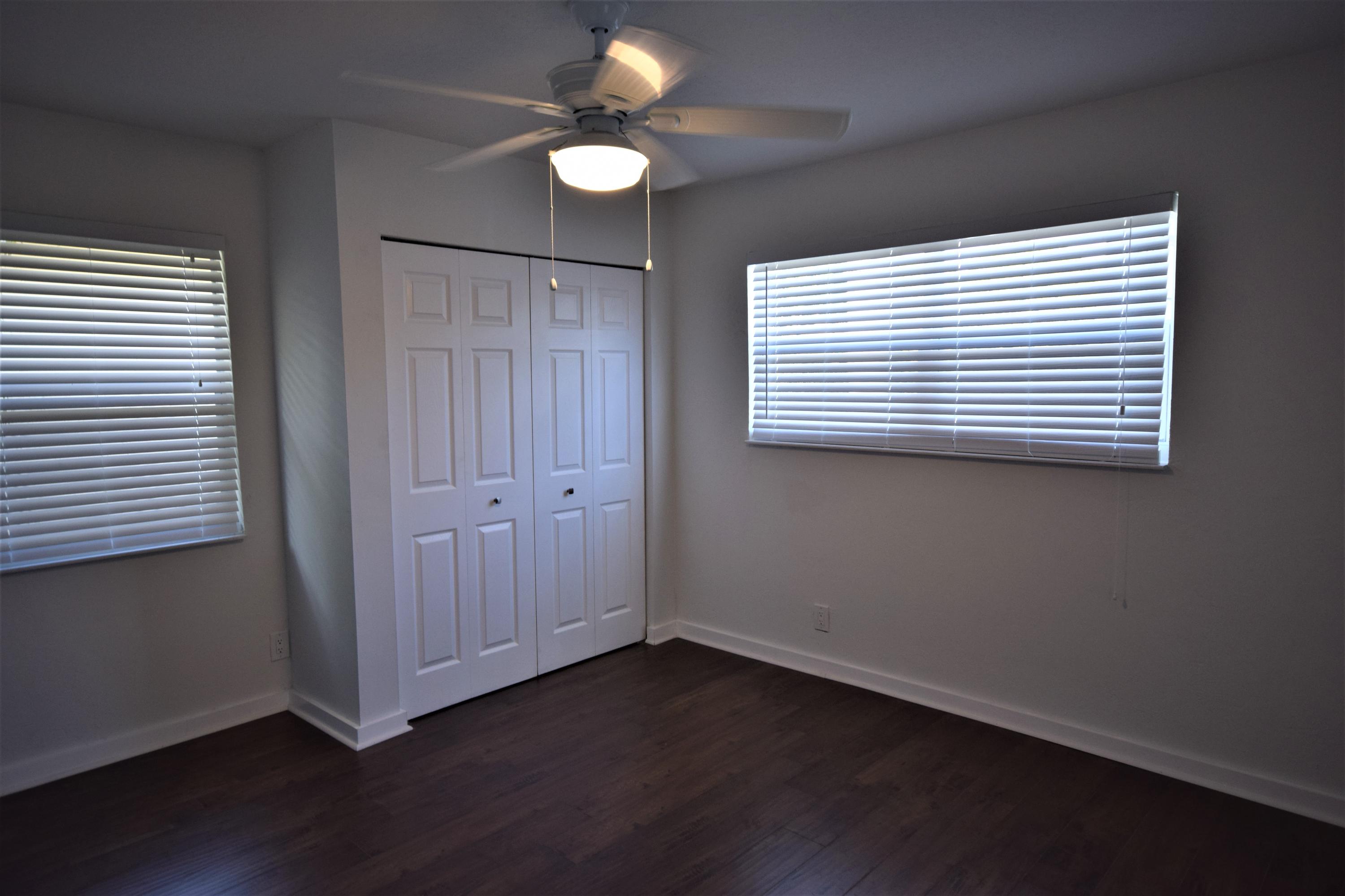 516 Northwest 55th Terrace Boca Raton, FL 33487 - Photo 6 of 39 DSC_4373
