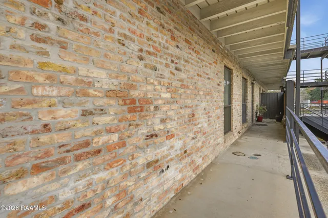 $97,000 | 701 South College Road, Unit 111, Lafayette, LA 70503