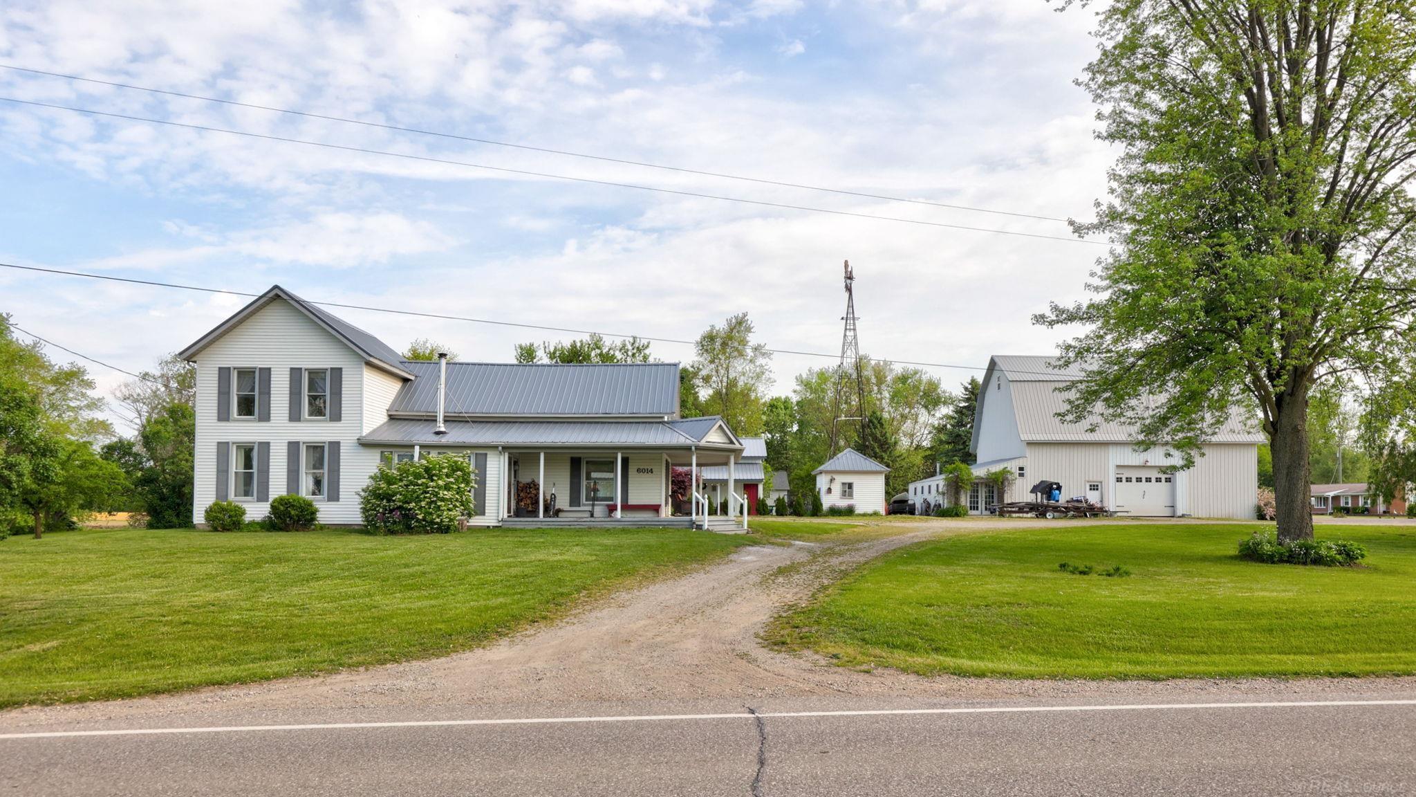 6014 Birch Run Road Millington, MI 48746 - Photo 4 of 71 50177010-cc5851ab-8c73-4156-8e2d-18e0669c2f28.JPG
