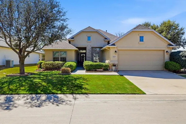 $385,000 | 10917 Southerland Drive, Denton, TX 76207