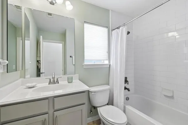 $385,000 | 10917 Southerland Drive, Denton, TX 76207