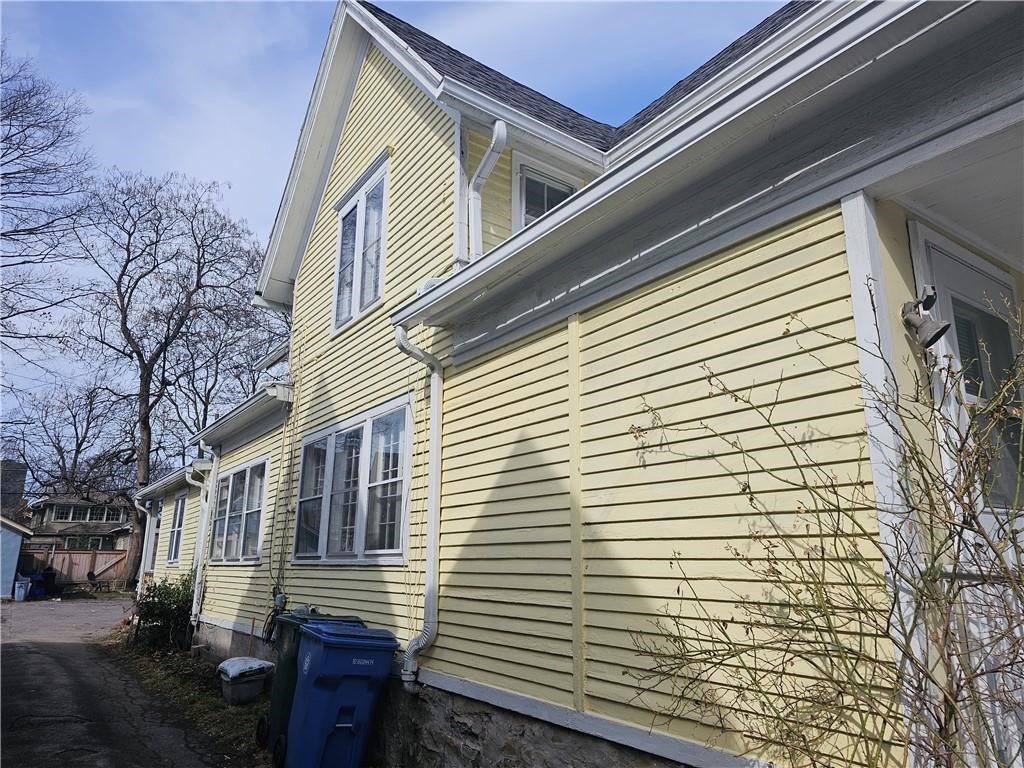 9 Rowley Street, Unit 3 Rochester, NY 14607 - Photo 2 of 14