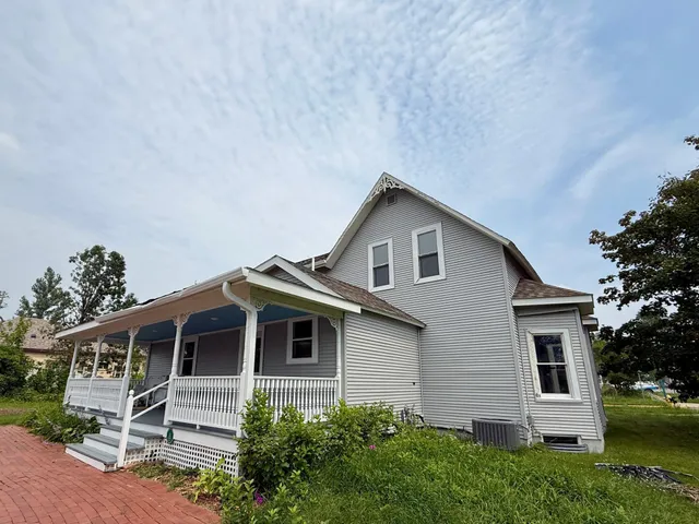 $255,000 | 1001 America Avenue Northwest, Bemidji, MN 56601
