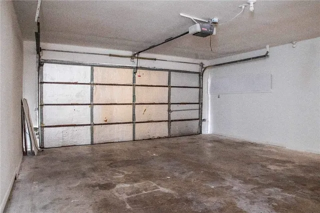 $1,950 | 9563 Goldfinch Circle, Corpus Christi, TX 78418